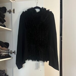 InCashmere Elegant Black Cape with Real Rabbit Fur Trim